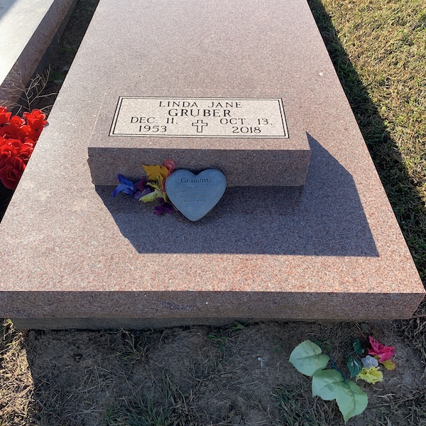 Grave of Linda Gruber.